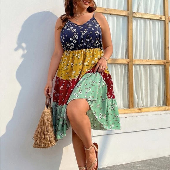 Boho Plus Size Floral Print Colorblock Tiered Cami Dress - Picture 2 of 7